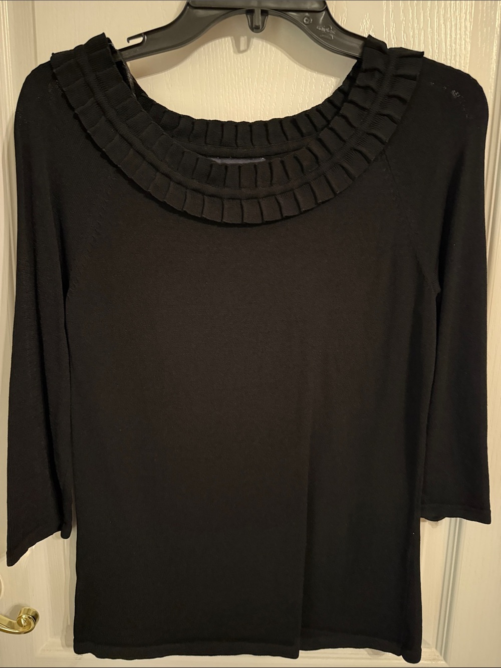 Jones New York Black Pleated Collar 3/4 Sleeve Top